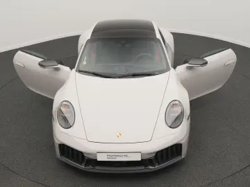 PORSCHE 992 Carrera GTS