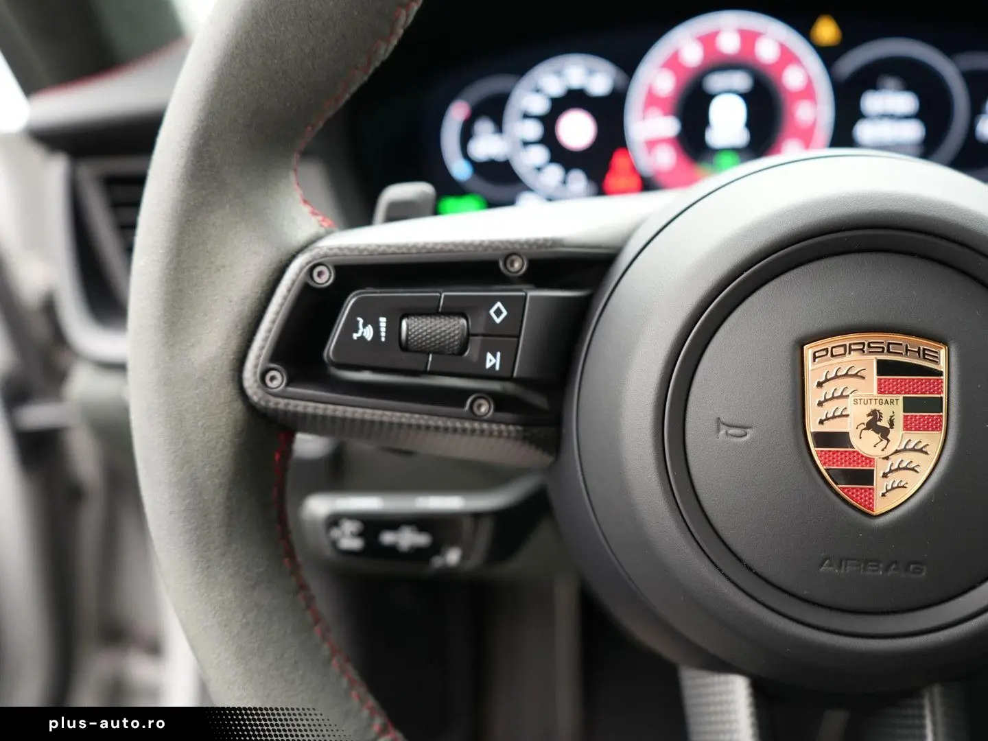 PORSCHE 992 Carrera GTS