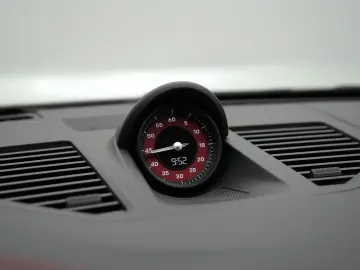 PORSCHE 992 Carrera GTS