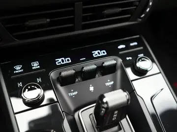 PORSCHE 992 Carrera GTS