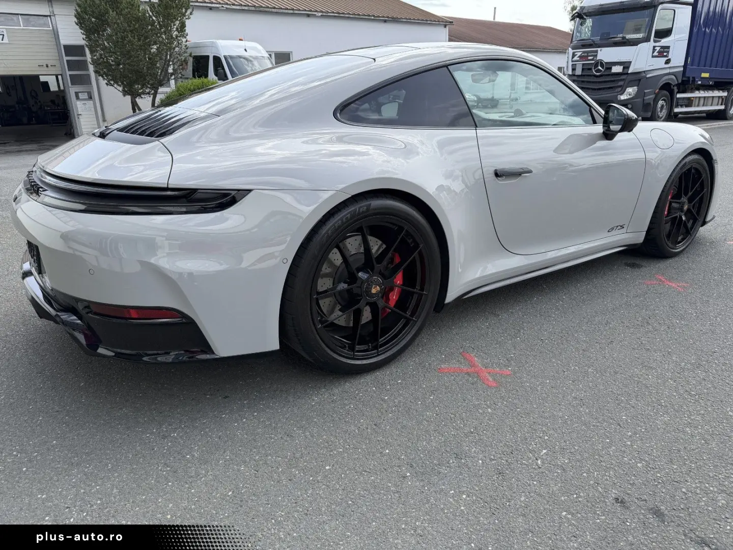 PORSCHE 992.2 GTS T-Hybrid Inno kreide Leder NP215´€