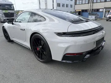 PORSCHE 992.2 GTS T-Hybrid Inno kreide Leder NP215´€