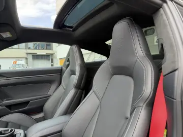 PORSCHE 992.2 GTS T-Hybrid Inno kreide Leder NP215´€