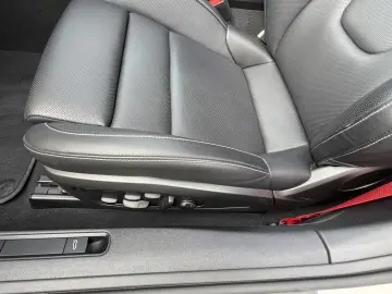 PORSCHE 992.2 GTS T-Hybrid Inno kreide Leder NP215´€