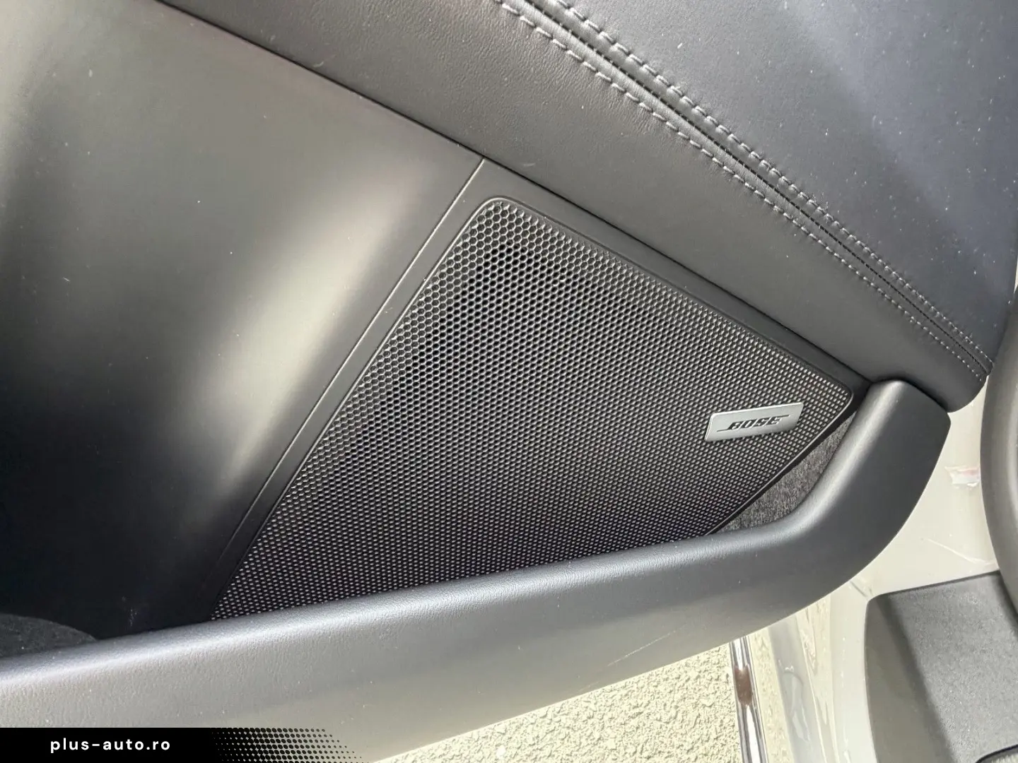 PORSCHE 992.2 GTS T-Hybrid Inno kreide Leder NP215´€