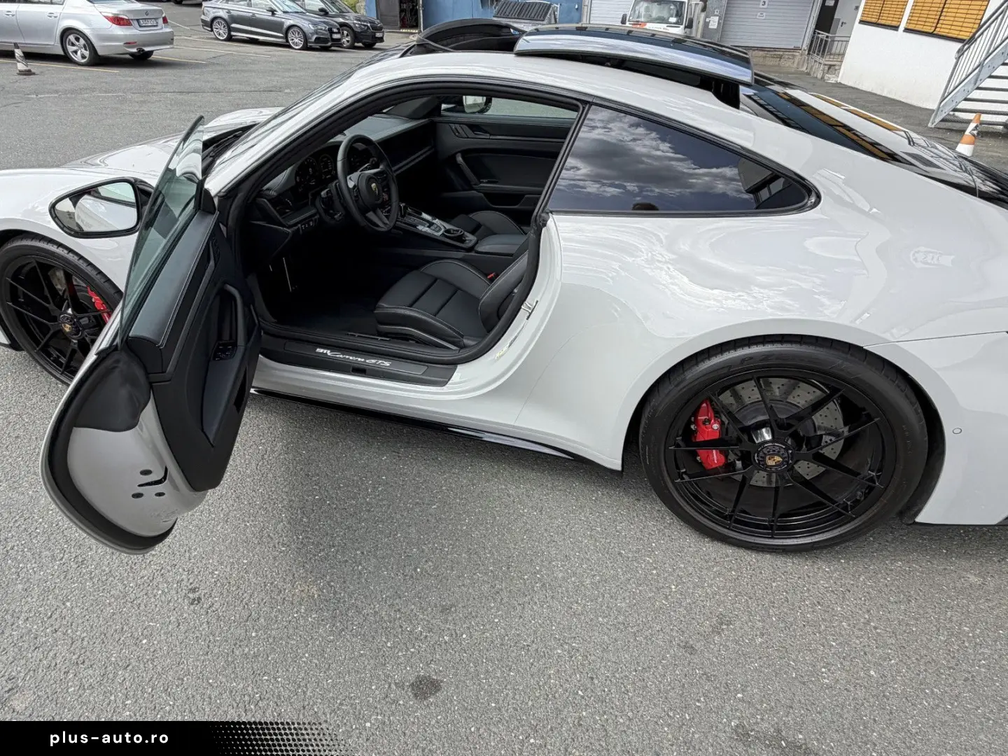 PORSCHE 992.2 GTS T-Hybrid Inno kreide Leder NP215´€