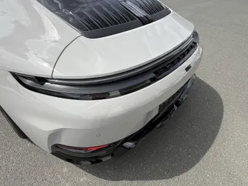 PORSCHE 992.2 GTS T-Hybrid Inno kreide Leder NP215´€