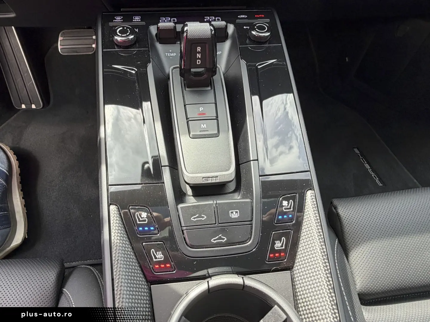 PORSCHE 992.2 GTS T-Hybrid Inno kreide Leder NP215´€