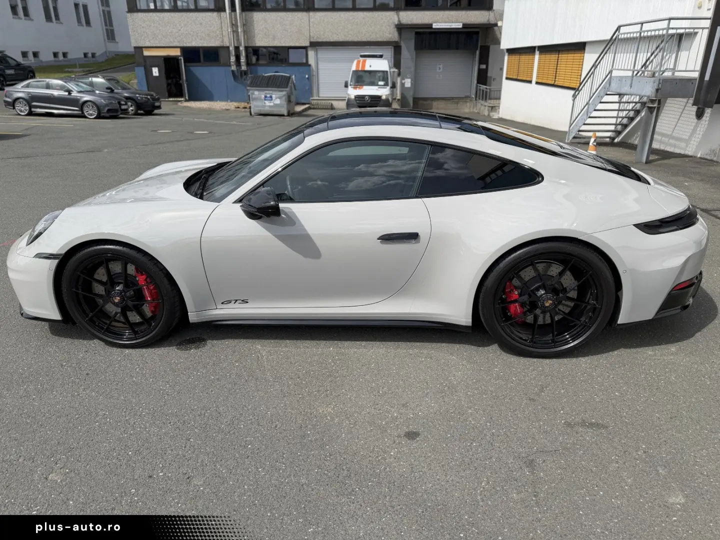 PORSCHE 992.2 GTS T-Hybrid Inno kreide Leder NP215´€