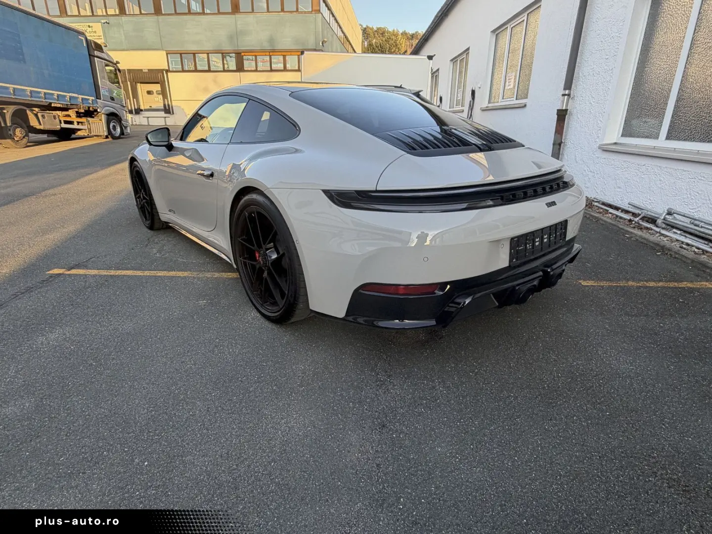 PORSCHE 992.2 GTS T-Hybrid Inno kreide Leder NP215´€