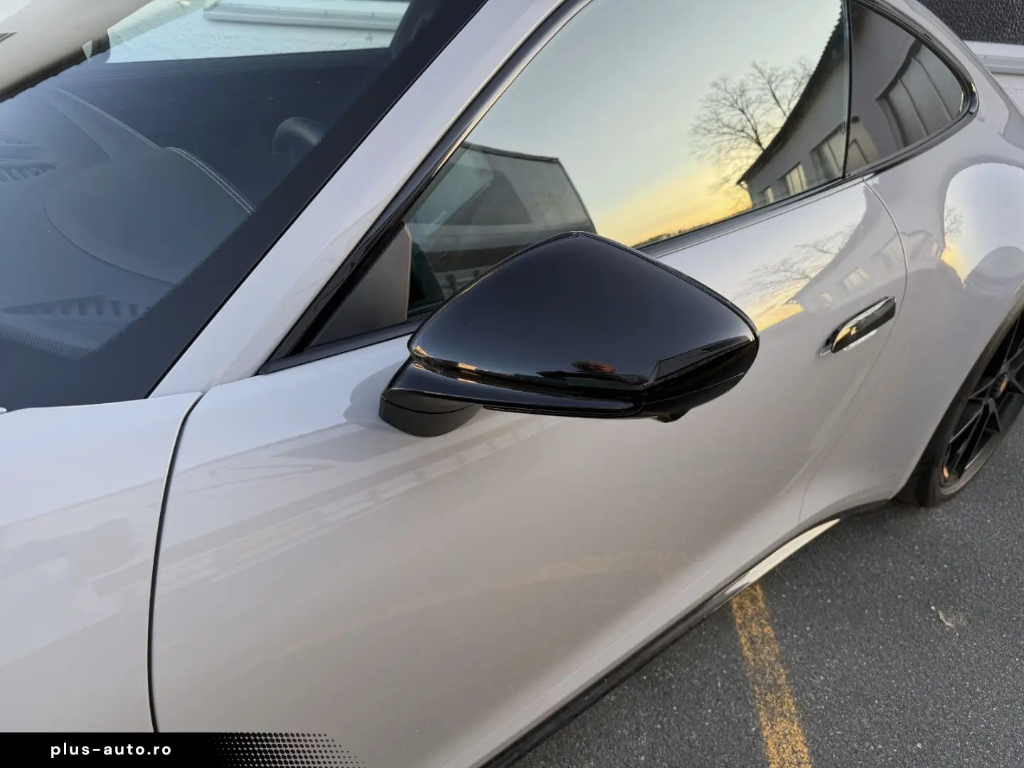 PORSCHE 992.2 GTS T-Hybrid Inno kreide Leder NP215´€