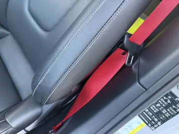 PORSCHE 992.2 GTS T-Hybrid Inno kreide Leder NP215´€