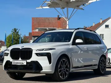 BMW X7 x40d M Sport Pro Standh.Sky ExDrivePro IntAkt