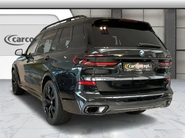 BMW X7 xDrive 40d M Sport Pro 22 AHK HUD H&K ACC