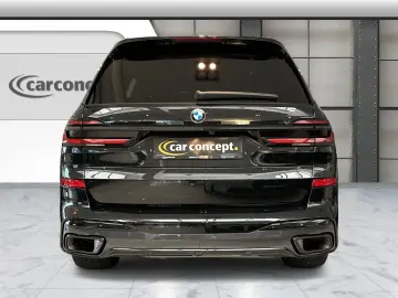 BMW X7 xDrive 40d M Sport Pro 22 AHK HUD H&K ACC
