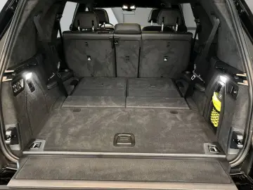 BMW X7 xDrive 40d M Sport Pro 22 AHK HUD H&K ACC