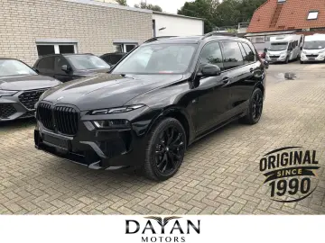 BMW X7 xDrive 40d M Sport Sky lounge Iconic Glow