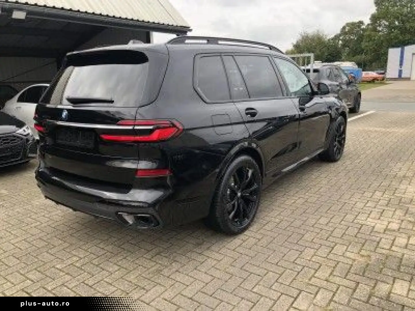 BMW X7 xDrive 40d M Sport Sky lounge Iconic Glow
