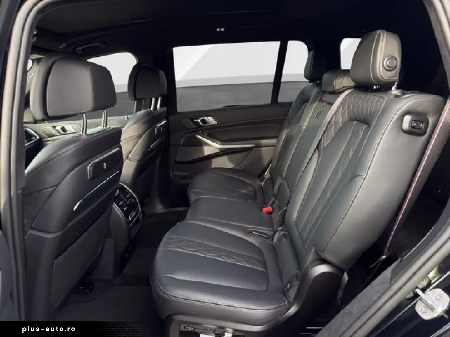 BMW X7 xDrive 40d M Sport Sky lounge Iconic Glow