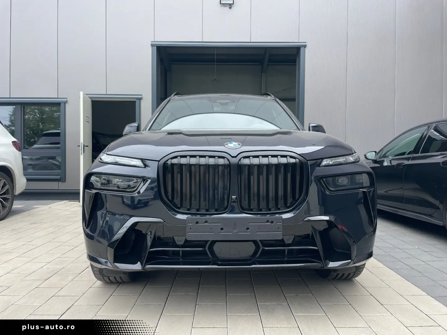 BMW X7xDr40d M-Sport-Pro SkyLoung Kristal Massage 22