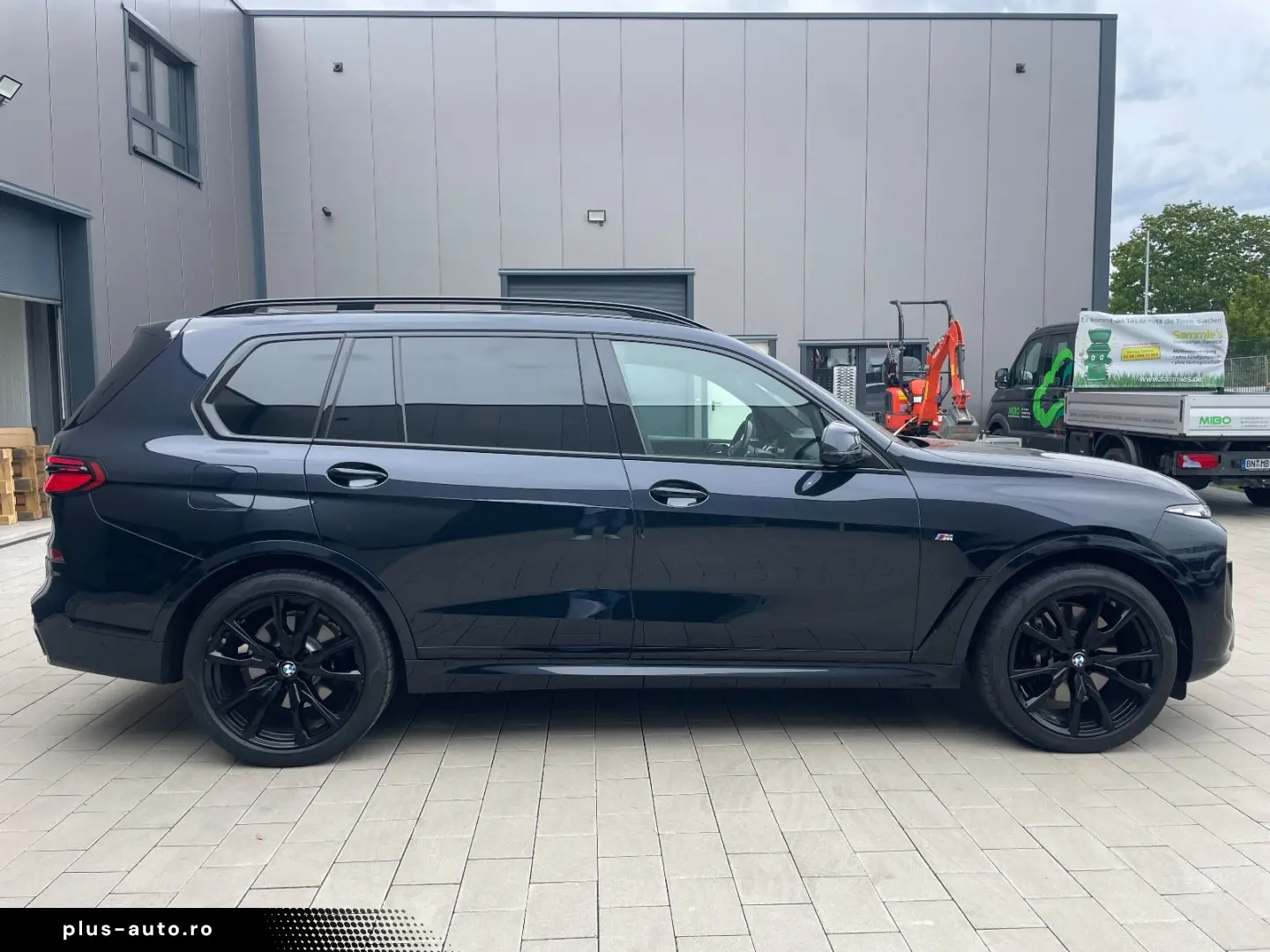 BMW X7xDr40d M-Sport-Pro SkyLoung Kristal Massage 22