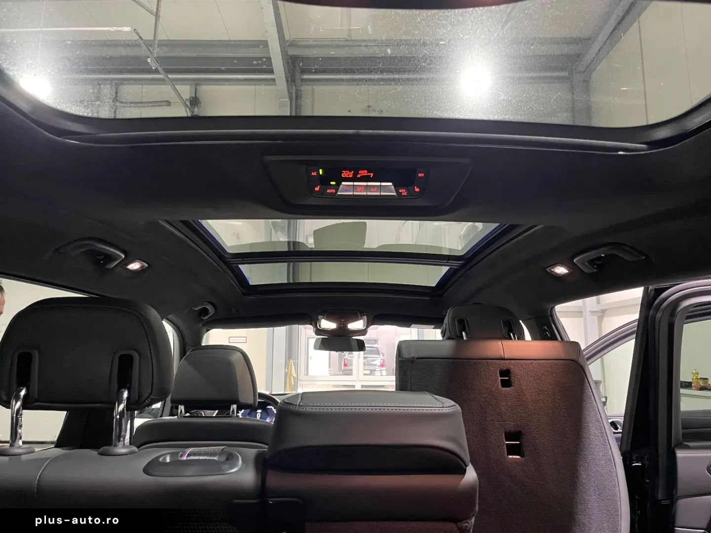 BMW X7xDr40d M-Sport-Pro SkyLoung Kristal Massage 22