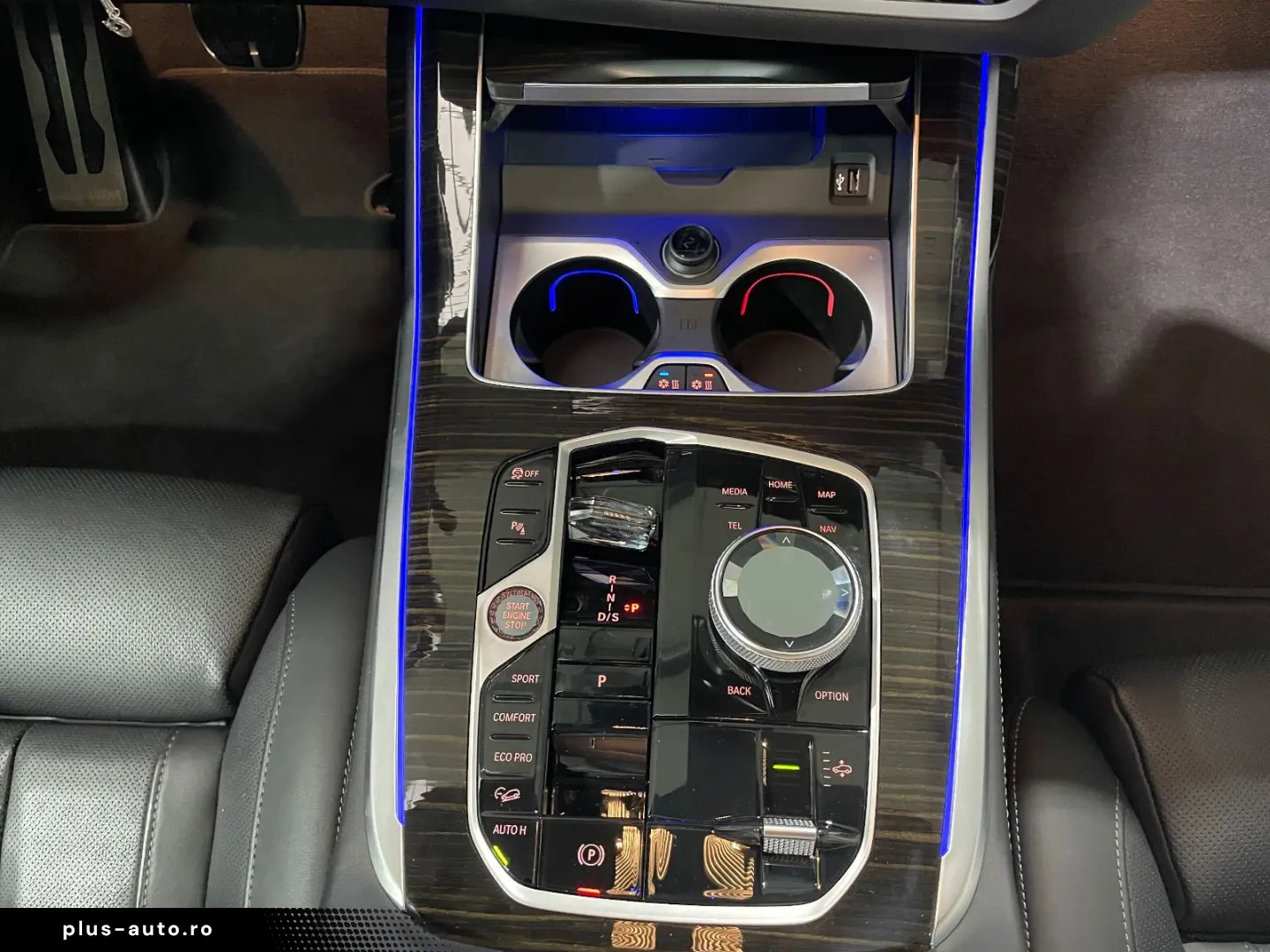BMW X7xDr40d M-Sport-Pro SkyLoung Kristal Massage 22
