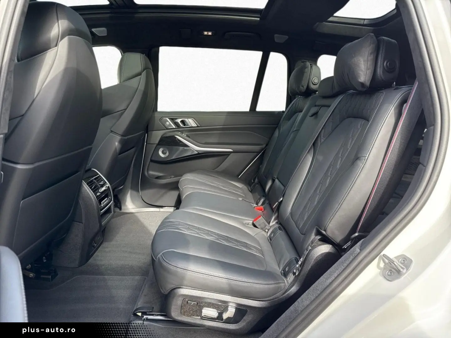 BMW X7 M60i xDrive M SPORT PRO SkyL StHzg AHK Alu23