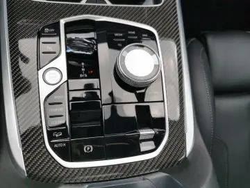 BMW X7 M60i xDrive M SPORT INDIVI GUNMETAL II METALL