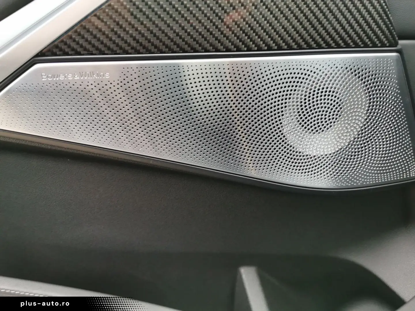 BMW X7 M60i xDrive M SPORT INDIVI GUNMETAL II METALL