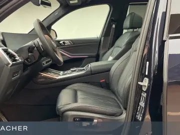 BMW X7 M60i xDrive A M-Sport PRO SkyLou AHK DAProf