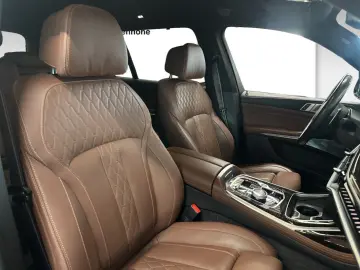 BMW X7 M60i xDrive Sportpaket Gestiksteuerung DAB
