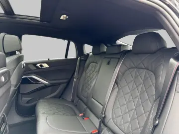 BMW X6 M Sport Pro xDr AHK Innovationsp H K Pano Sof