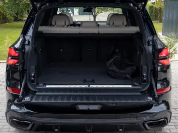 BMW X5 50e M SPORT.LUFTF.PANO.DR.ASS.LHZ.H K.360.AHK