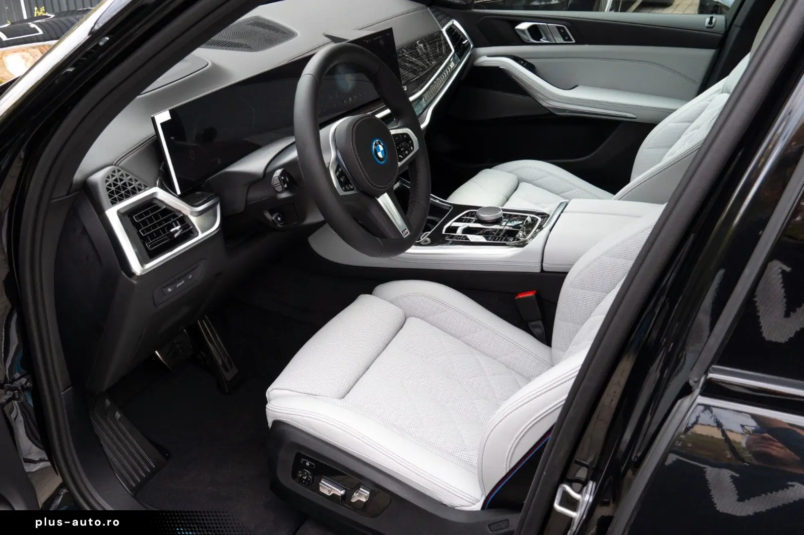 BMW X5 50e M SPORT.LUFTF.PANO.DR.ASS.LHZ.H K.360.AHK