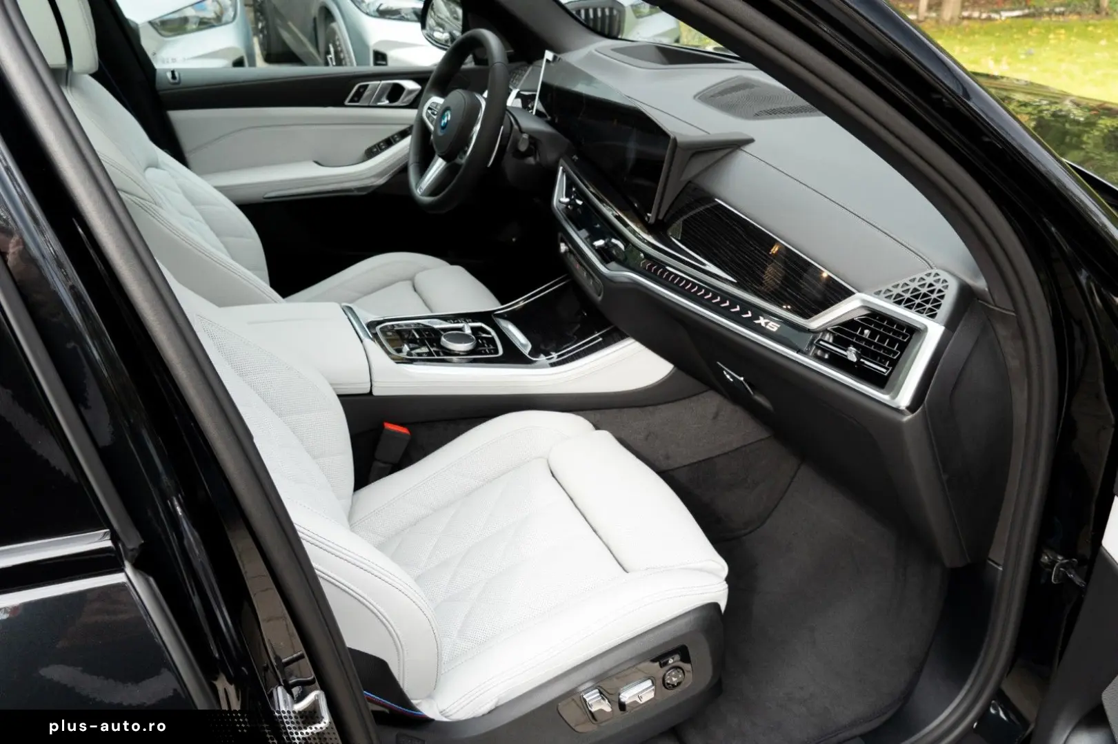 BMW X5 50e M SPORT.LUFTF.PANO.DR.ASS.LHZ.H K.360.AHK