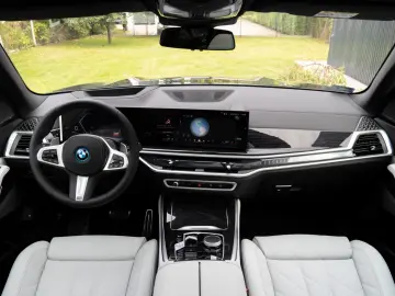 BMW X5 50e M SPORT.LUFTF.PANO.DR.ASS.LHZ.H K.360.AHK