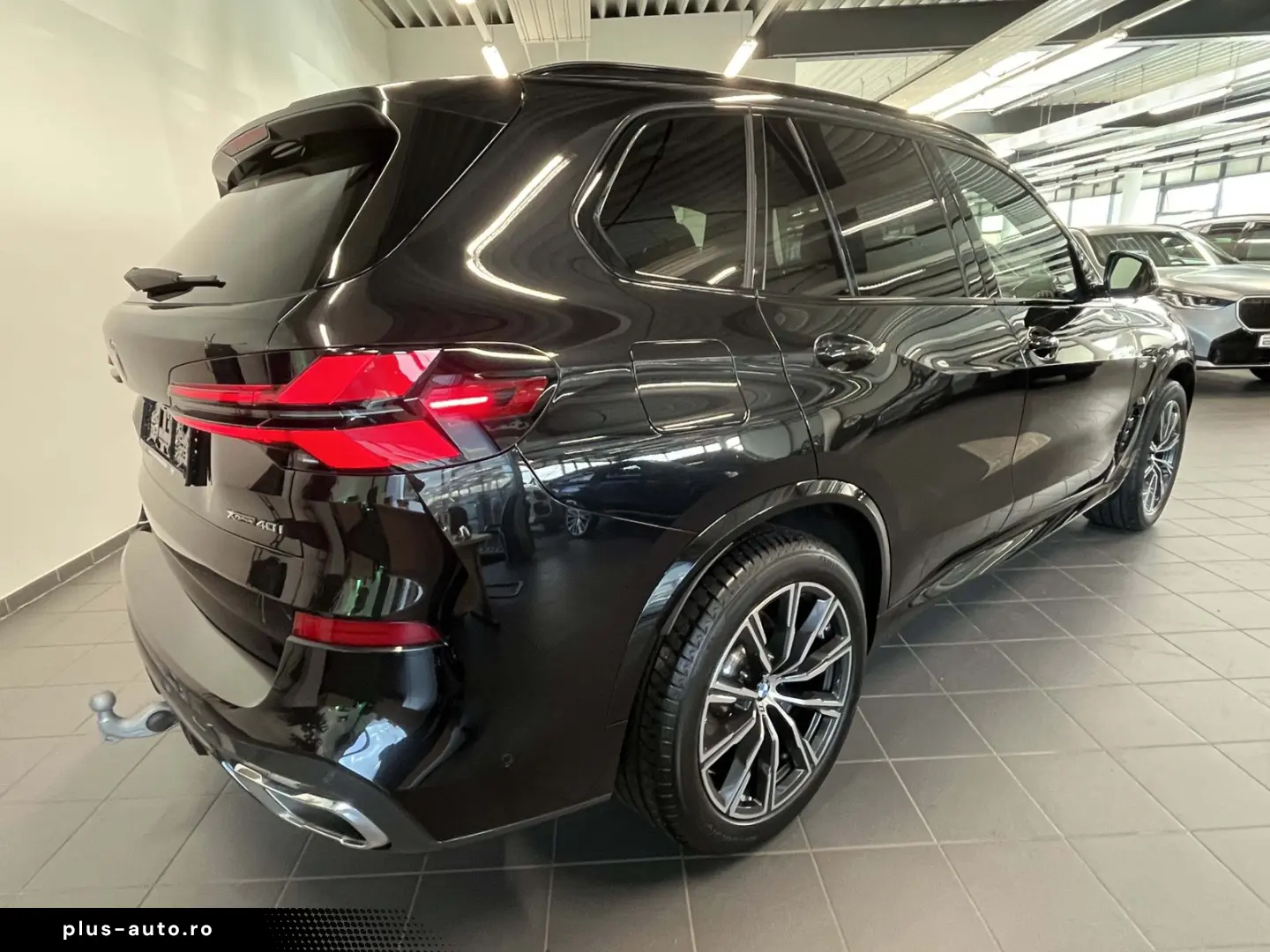 BMW X5 xDrive40i M Sport HUD PANO AHK 360 KAM RFK