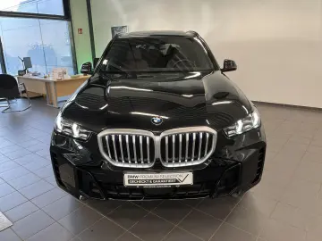 BMW X5 xDrive40i M Sport HUD PANO AHK 360 KAM RFK