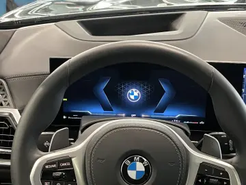 BMW X5 xDrive40i M Sport HUD PANO AHK 360 KAM RFK