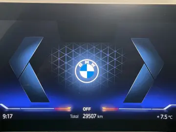 BMW X5 xDrive40i M Sport HUD PANO AHK 360 KAM RFK