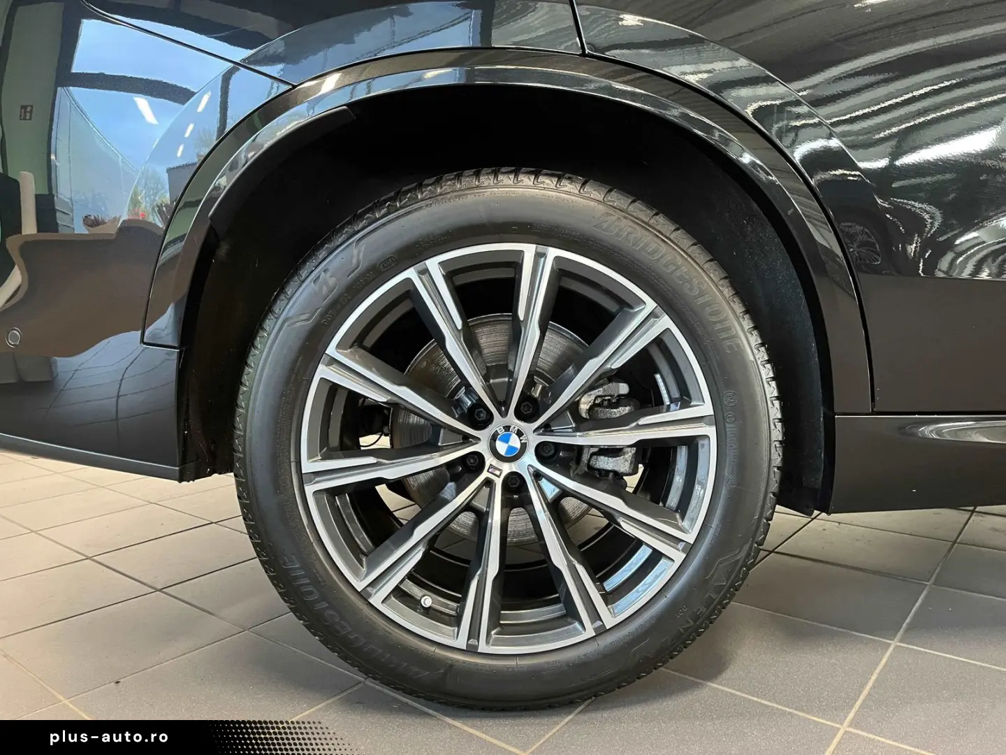 BMW X5 xDrive40i M Sport HUD PANO AHK 360 KAM RFK