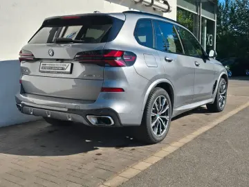 BMW X5 xDrive40d M Sportpaket AHK DAPro Pano h k