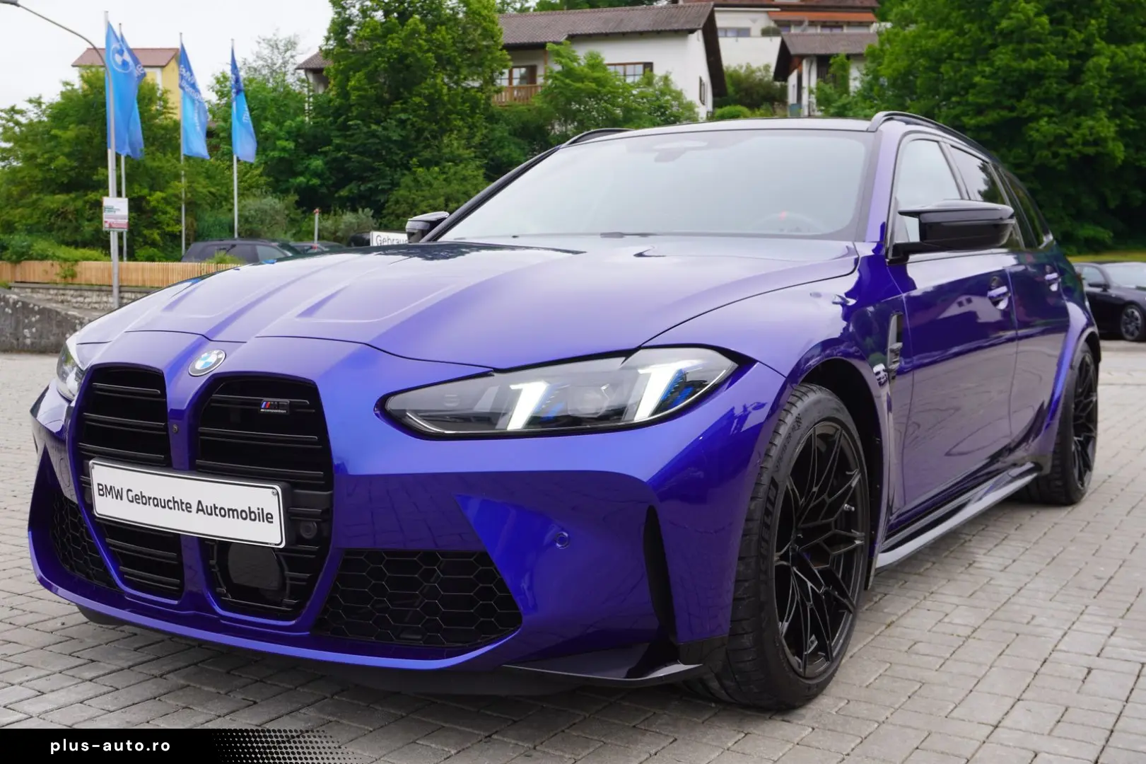 BMW M3 Competition M xDrive Touring Marina-Bay-Blau