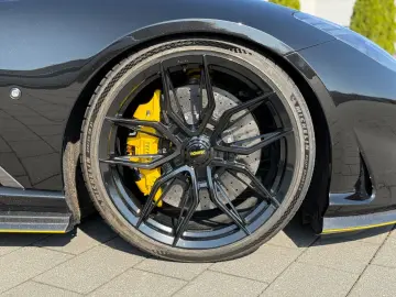FERRARI 812 GTS Novitec