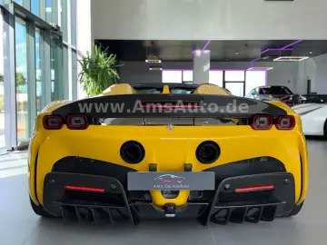 FERRARI SF90 Spider Novitec Carbon Lift