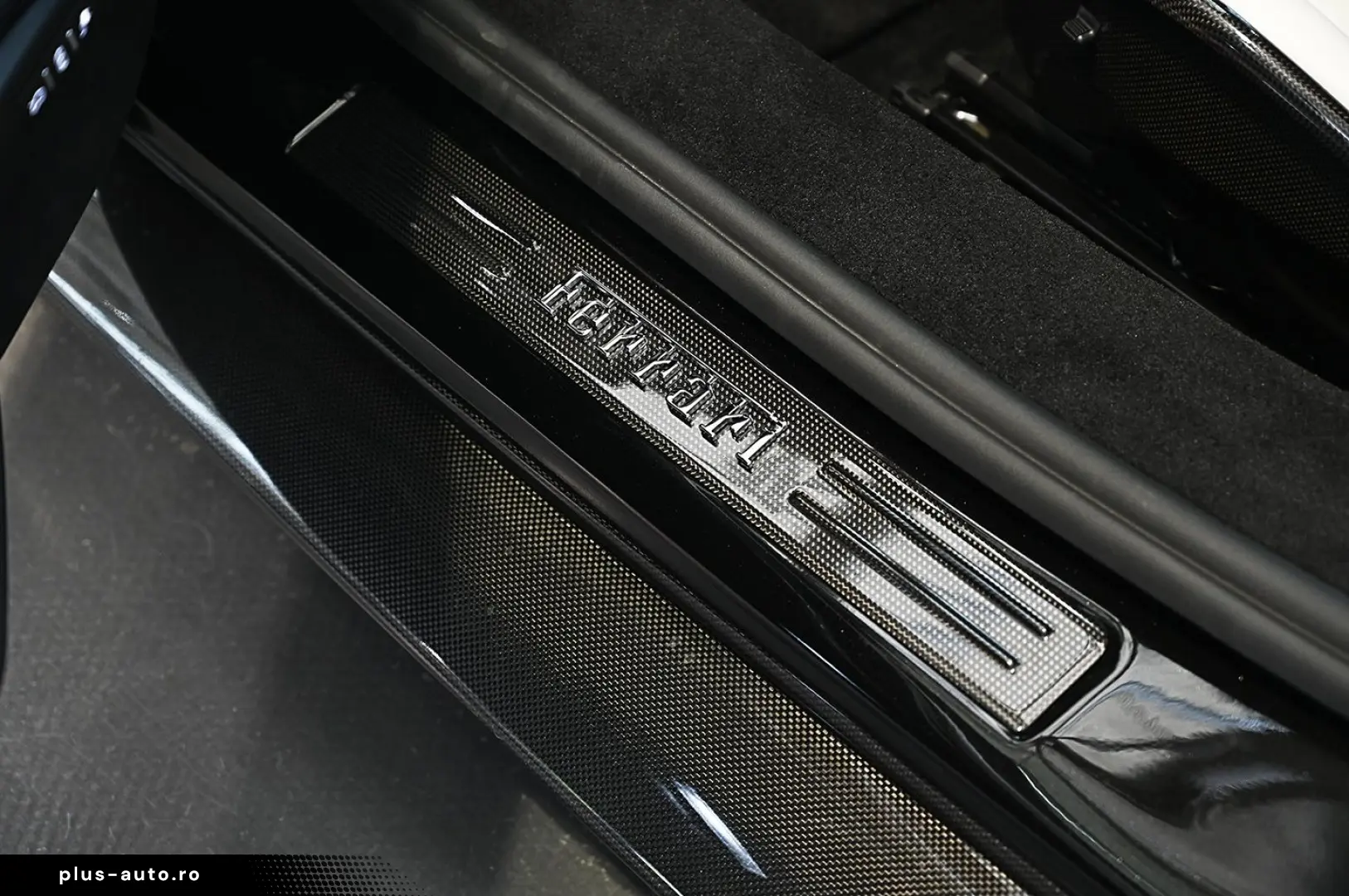 FERRARI 296 GTS - Novitec - 1.Hd