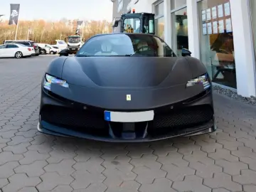 FERRARI SF90 SPIDER CARBON LIFT NOVITEC WRAP RACINGSITZE