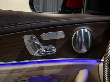 Mercedes-Benz E220d 4Matic Pano Burmester SoftClose Airmatic