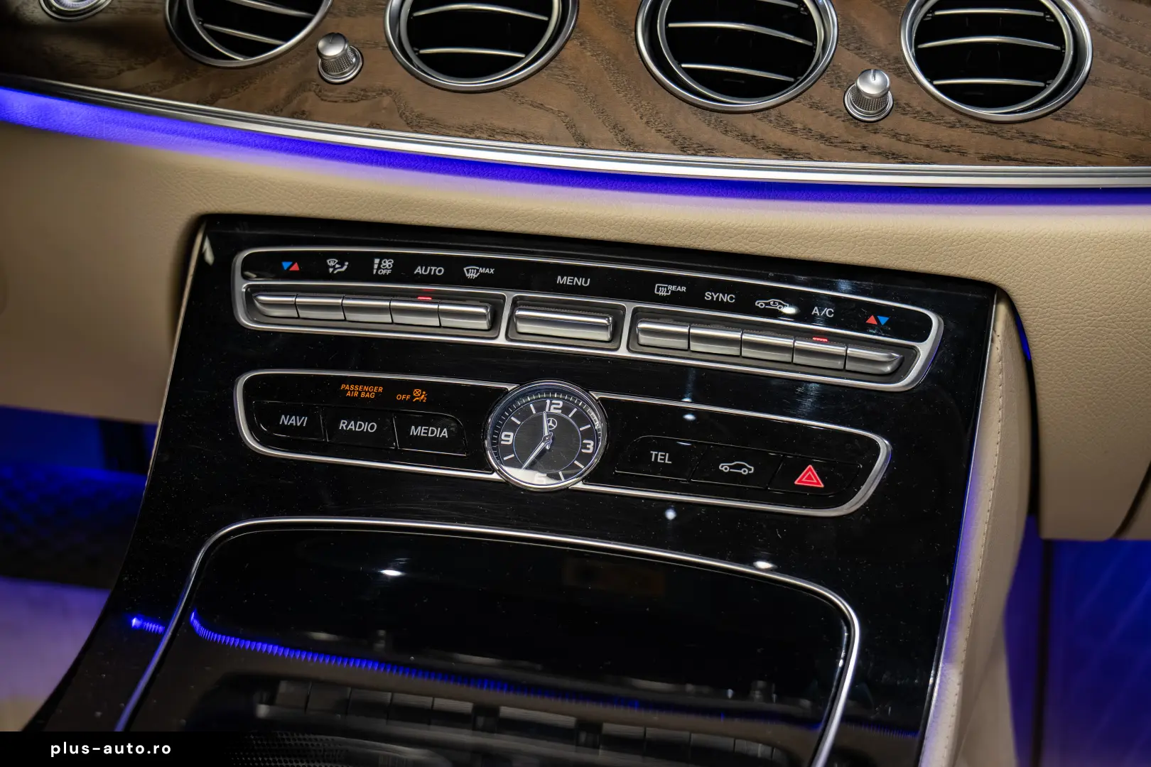 Mercedes-Benz E220d 4Matic Pano Burmester SoftClose Airmatic